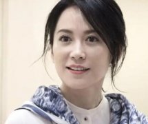 俞飞鸿微整了吗？不整容也没皱纹美到爆